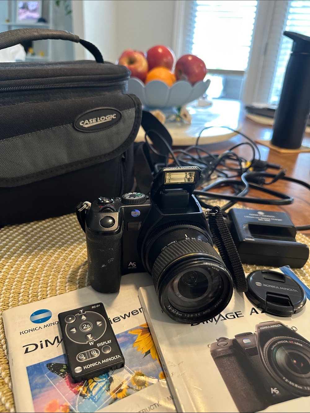 Konica Minolta Dimage A200 Digital Bridge Camera 8MP CCD 7x Zoom w/ FlipScreen